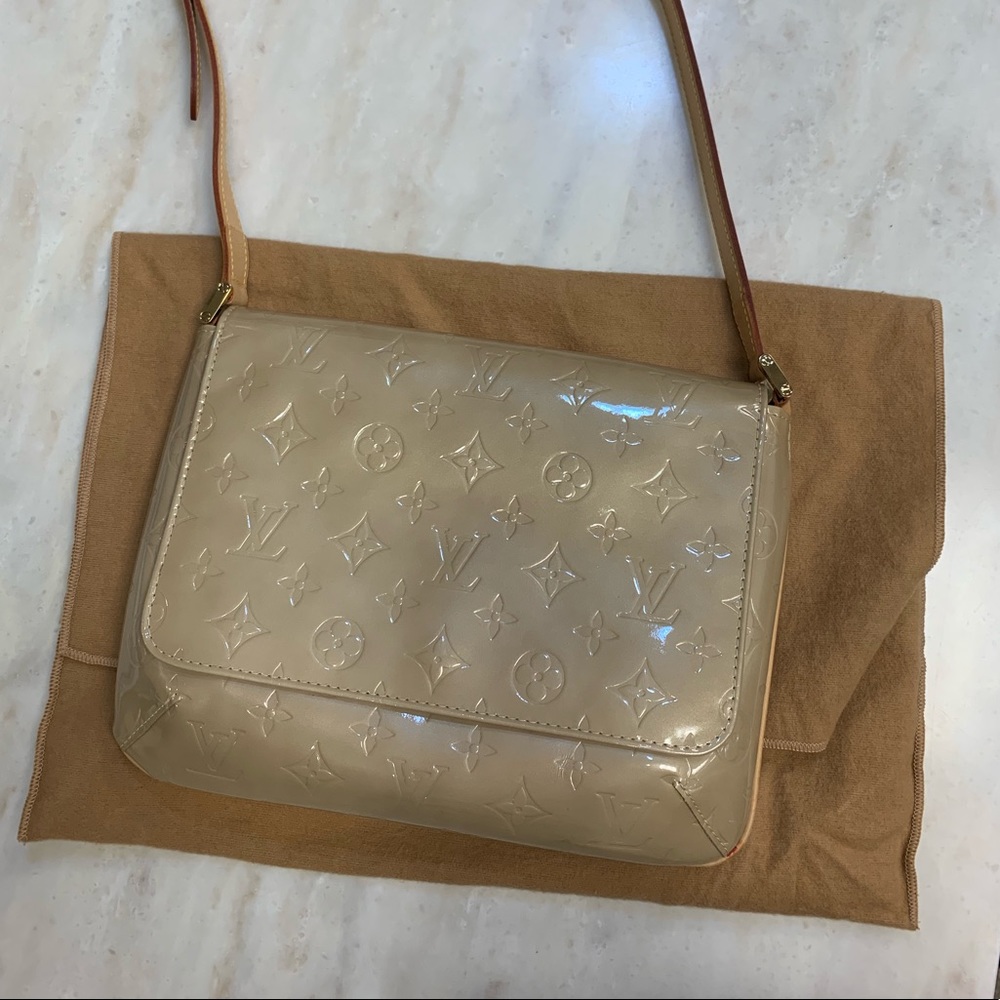 Louis Vuitton Cream Thompson Bag